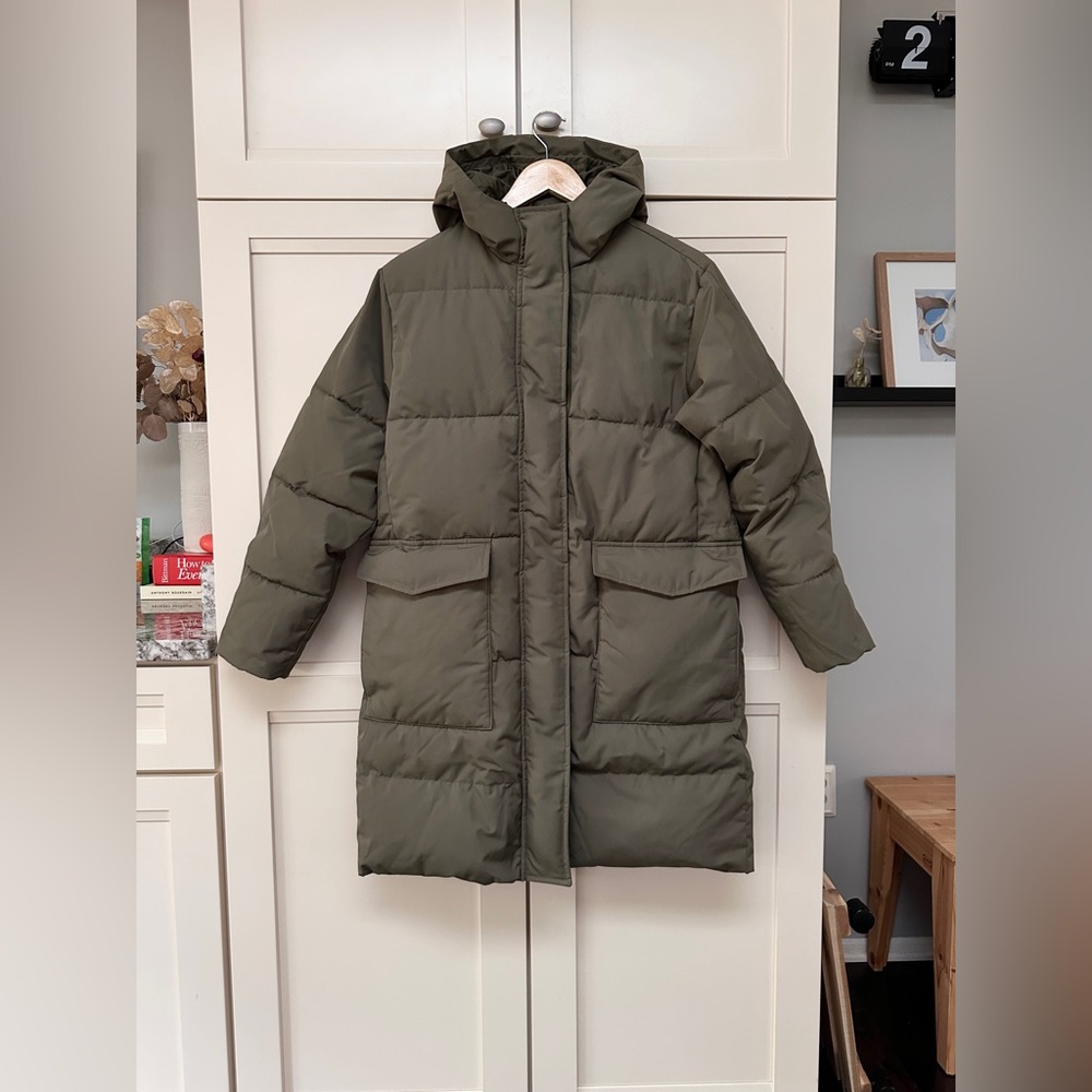 Everlane ReNew Long Puffer (S) in Kalamata